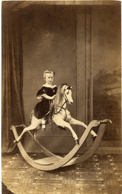 Bambina su grande cavallo a dondolo, 1860s da Brading and Cantelo